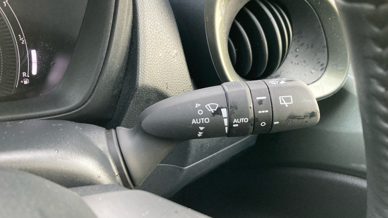 Toyota Aygo X 1.0 VVT-i Edge 5dr Auto Petrol Hatchback